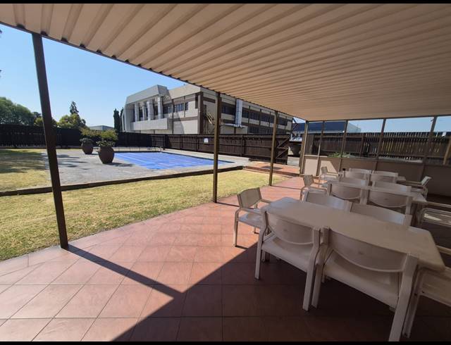 400M² OFFICE TO LET IN STEELEDALE